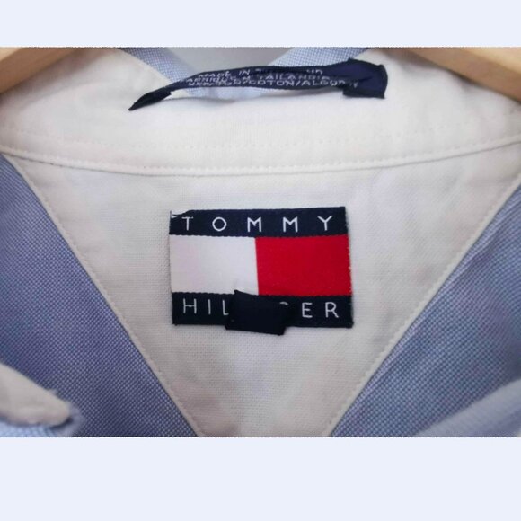 90's Tommy Hilfiger Button Down Shirt - Picture 4 of 4